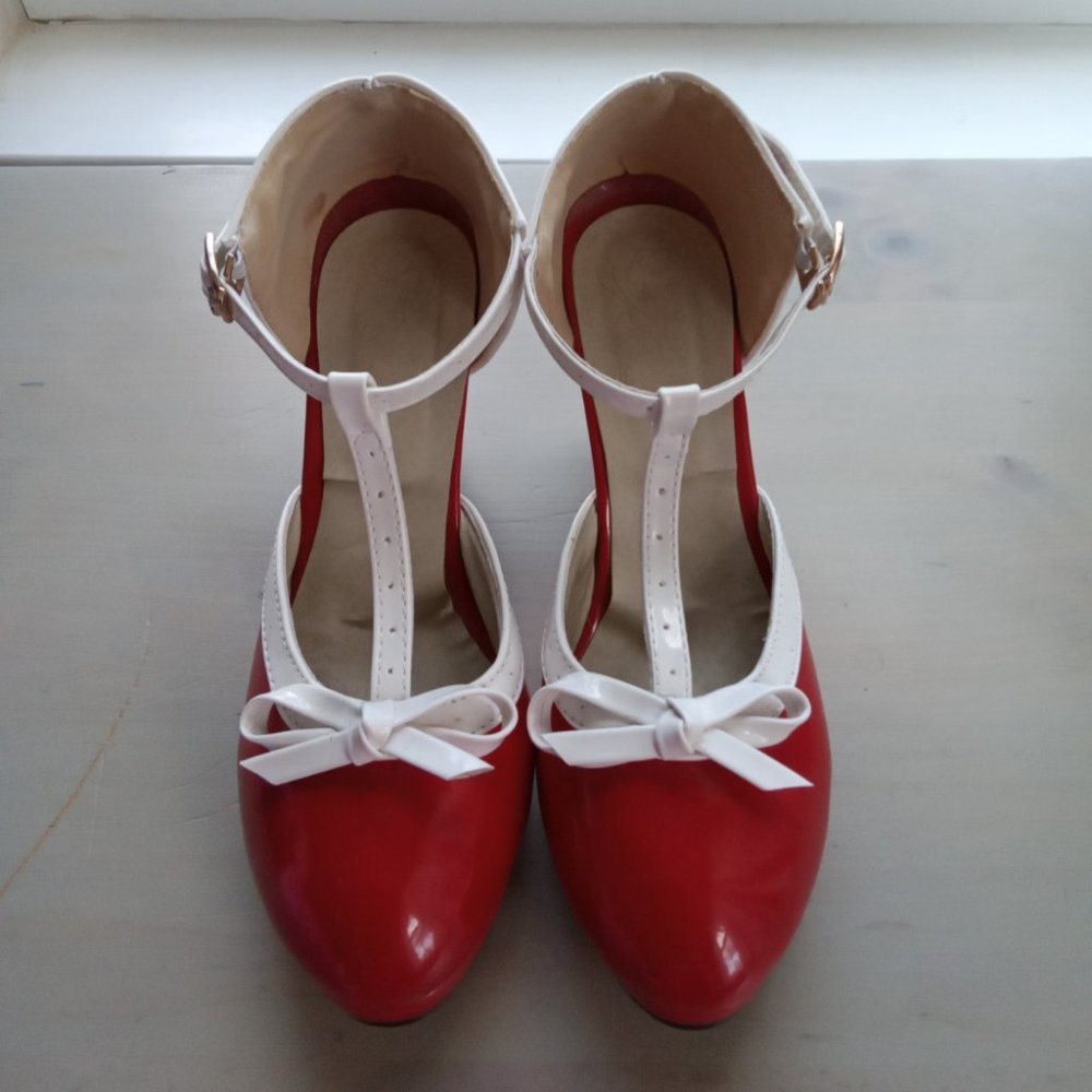 Retro Red Pinup Heels